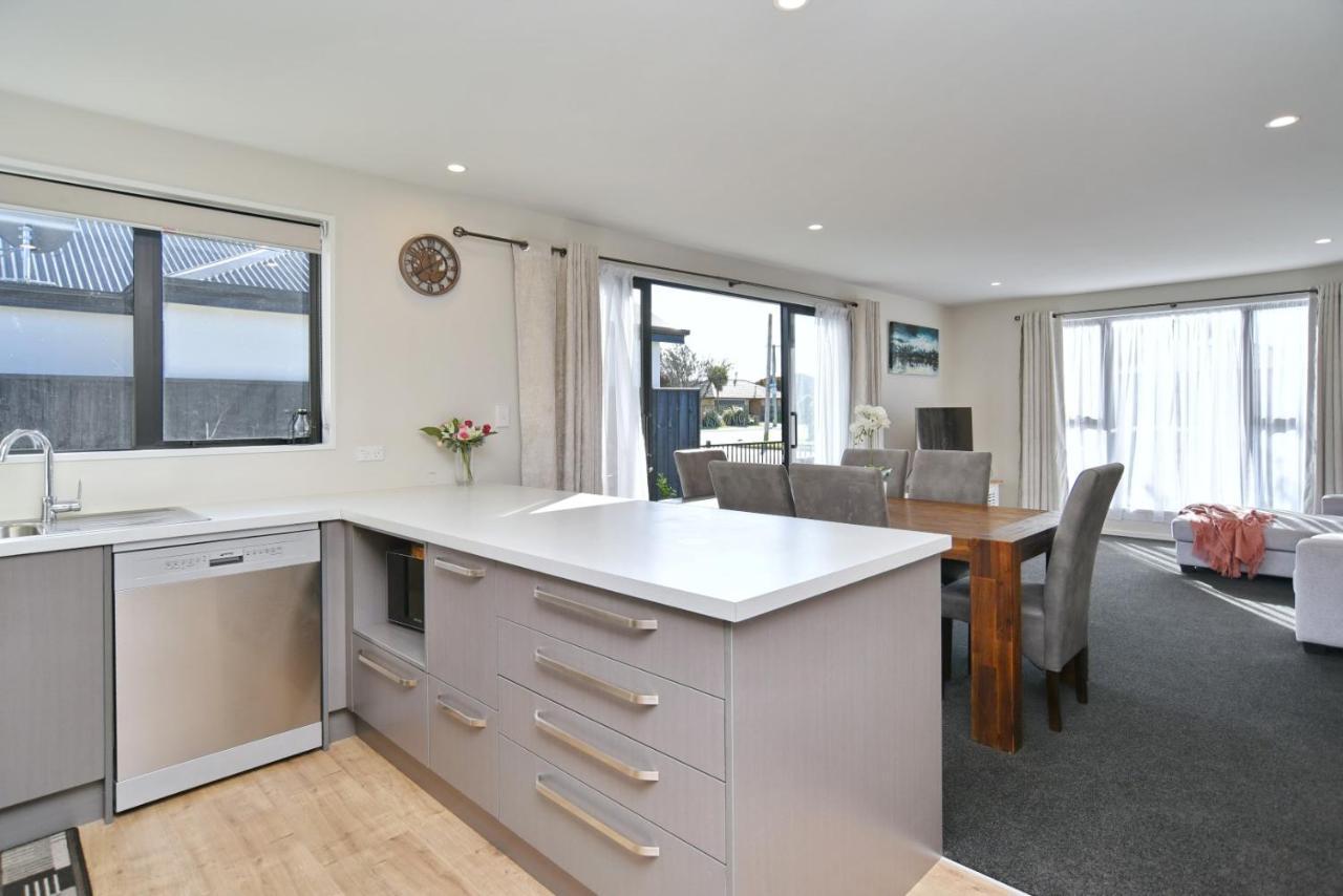 Thomas Townhouse - Christchurch Holiday Homes Екстер'єр фото